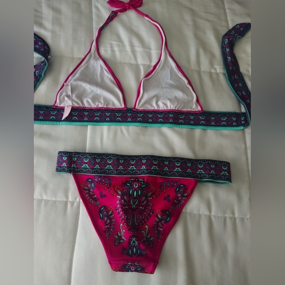 NWOT Iconic Paisley Boho Halter Bikini Victoria's Secret S / M Set Low Rise HTF - Picture 5 of 9